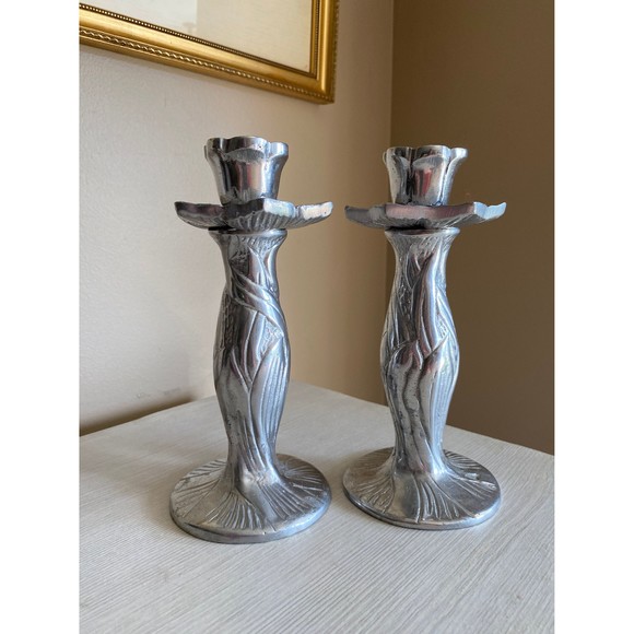 Vintage Pair of 7" Pewter Flower w/Stem Leaves Candle Holders - Picture 5 of 9